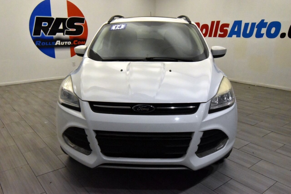 2014 Ford Escape SE AWD 4dr SUV, White, Mileage: 88,262 - photo 8
