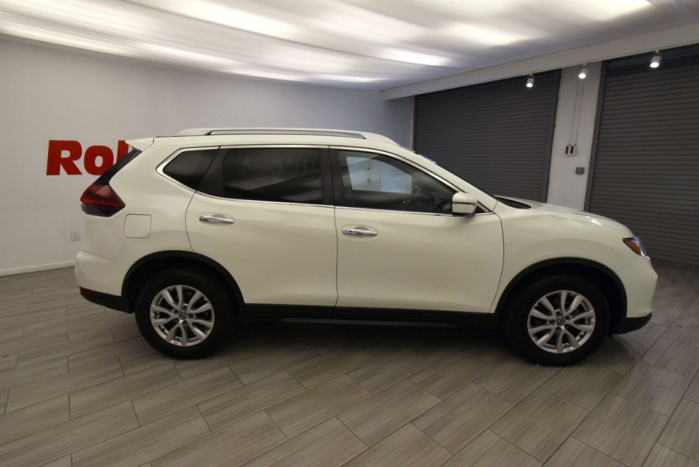 2018 Nissan Rogue SV 4dr Crossover, White, Mileage: 90,284 - photo 6