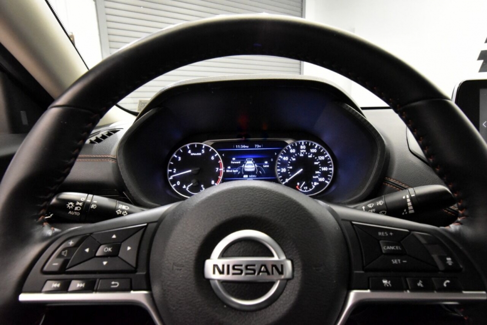 2020 Nissan Sentra SR 4dr Sedan, Black, Mileage: 29,126 - photo 23