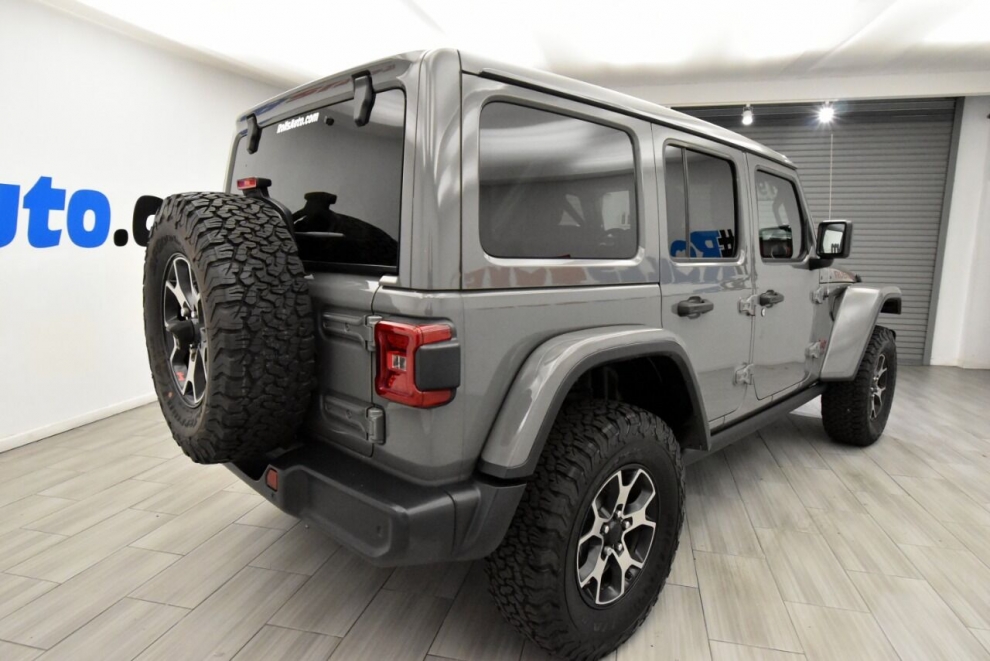 2019 Jeep Wrangler Unlimited Rubicon 4x4 4dr SUV, Gray, Mileage: 71,360 - photo 4