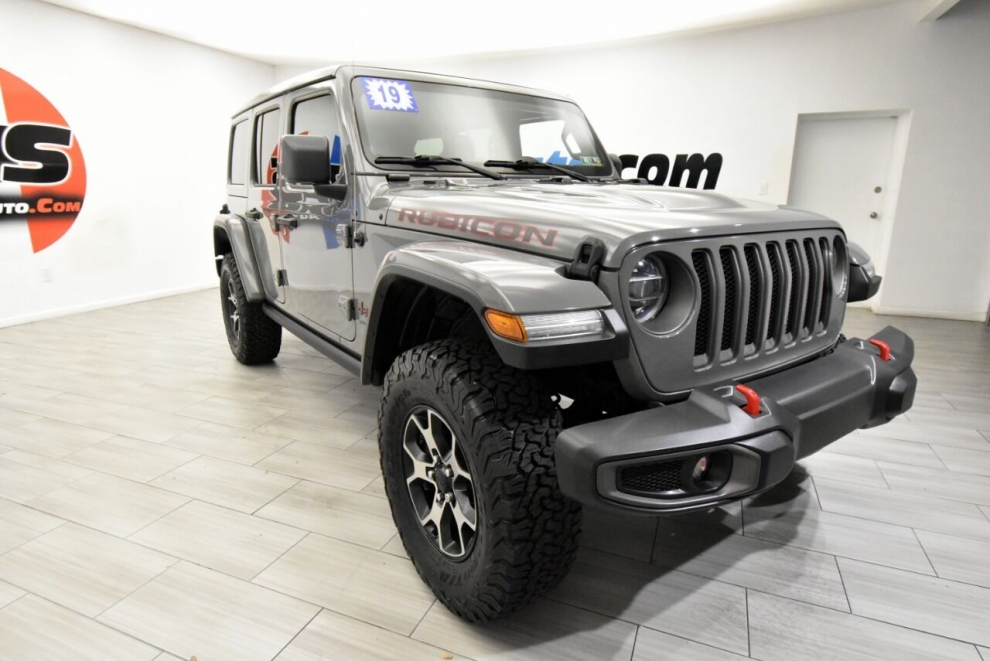 2019 Jeep Wrangler Unlimited Rubicon 4x4 4dr SUV, Gray, Mileage: 71,360 - photo 6