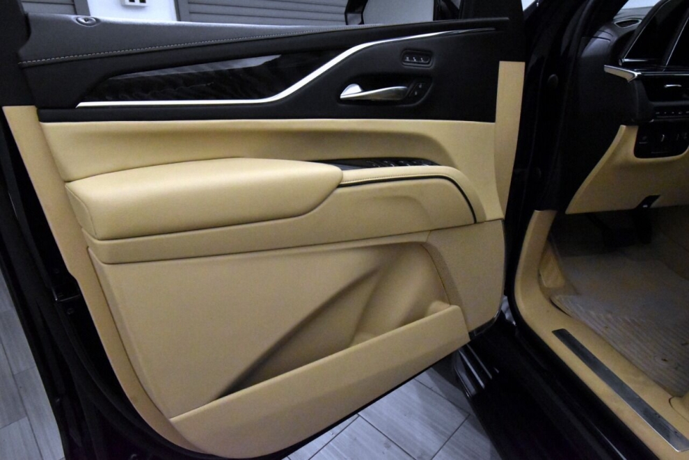 2021 Cadillac Escalade Premium Luxury 4x4 4dr SUV, Blue, Mileage: 48,749 - photo 13