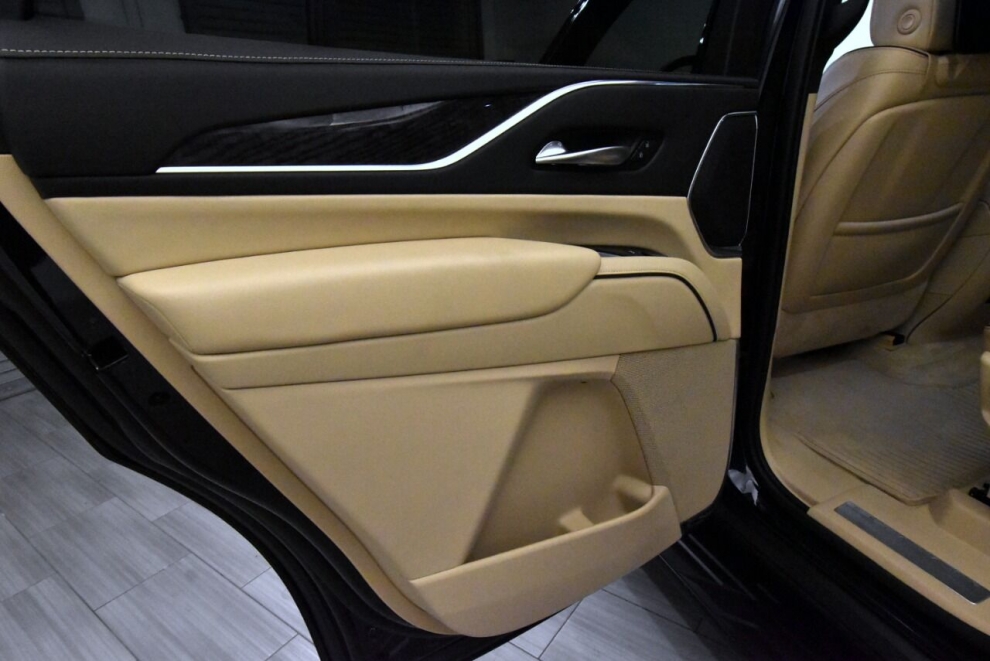 2021 Cadillac Escalade Premium Luxury 4x4 4dr SUV, Blue, Mileage: 48,749 - photo 17