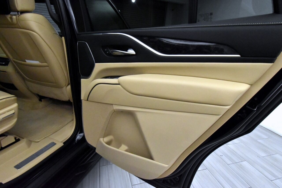 2021 Cadillac Escalade Premium Luxury 4x4 4dr SUV, Blue, Mileage: 48,749 - photo 24