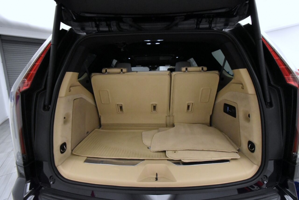 2021 Cadillac Escalade Premium Luxury 4x4 4dr SUV, Blue, Mileage: 48,749 - photo 45
