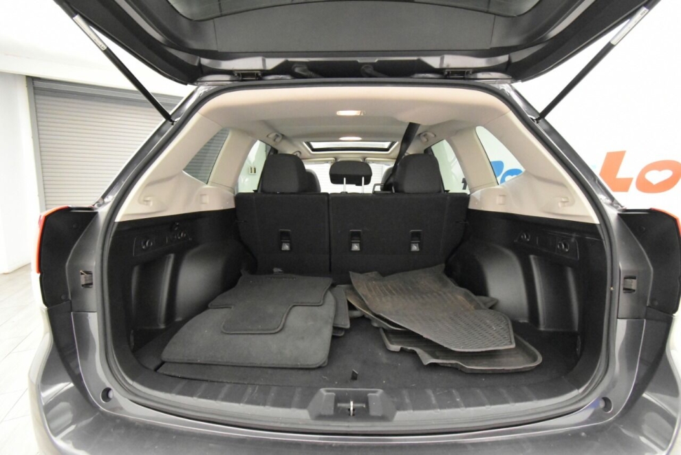 2020 Subaru Forester Premium AWD 4dr Crossover, Gray, Mileage: 73,294 - photo 30