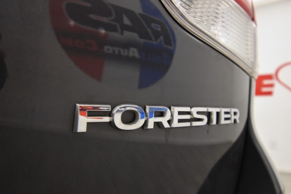 2020 Subaru Forester Premium AWD 4dr Crossover, Gray, Mileage: 73,294 - photo 32