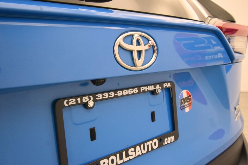 2021 Toyota RAV4 XLE AWD 4dr SUV, Blue, Mileage: 63,987 - photo 37