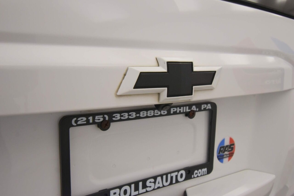 2017 Chevrolet Tahoe LT 4x4 4dr SUV, White, Mileage: 83,941 - photo 42
