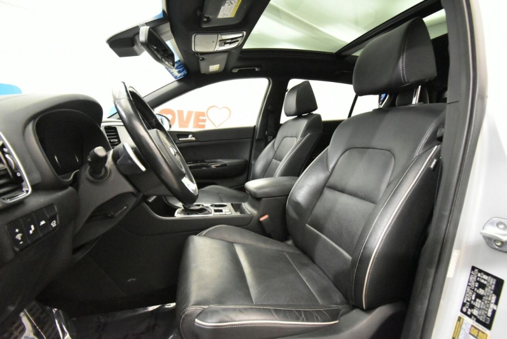 2020 Kia Sportage SX Turbo AWD 4dr SUV, Silver, Mileage: 56,128 - photo 10