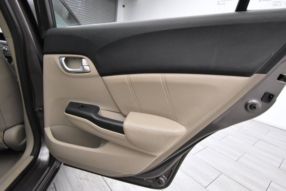 2012 Honda Civic EX L 4dr Sedan, Gray, Mileage: 103,285 - photo 19