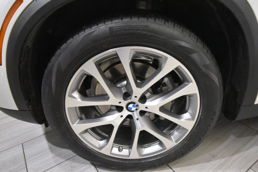 2021 BMW X5 xDrive40i AWD 4dr Sports Activity Vehicle, White, Mileage: 71,536 - photo 9