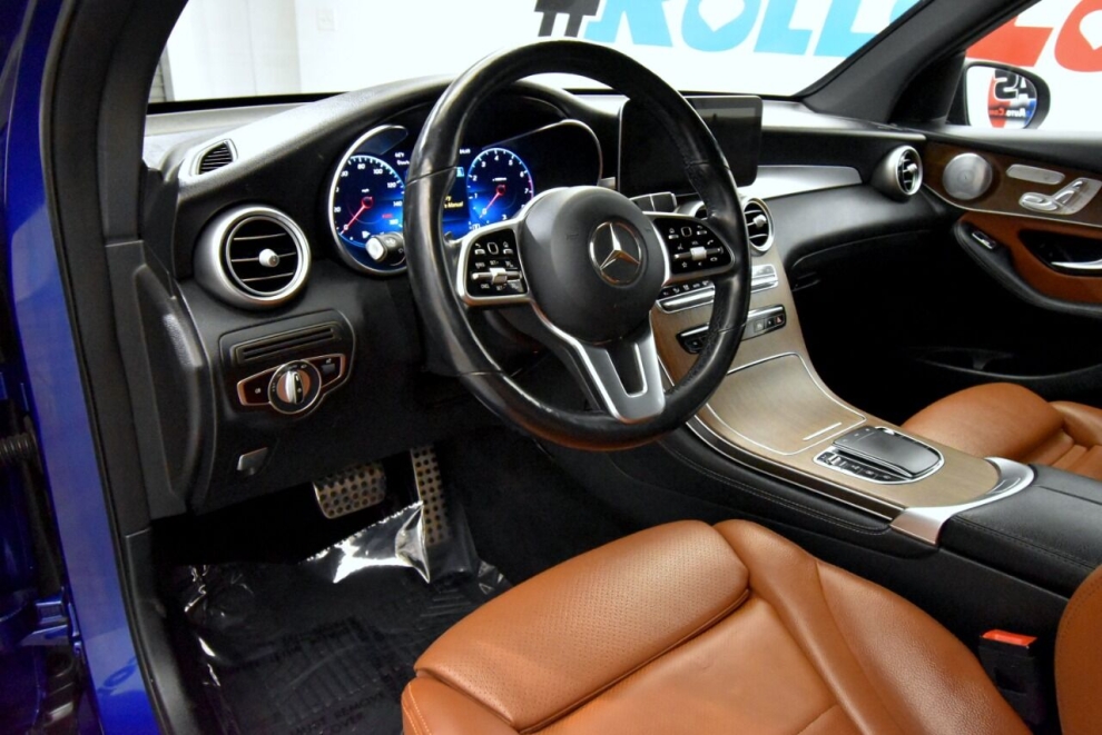2020 Mercedes-Benz GLC GLC 300 4MATIC AWD 4dr SUV, Blue, Mileage: 73,883 - photo 11