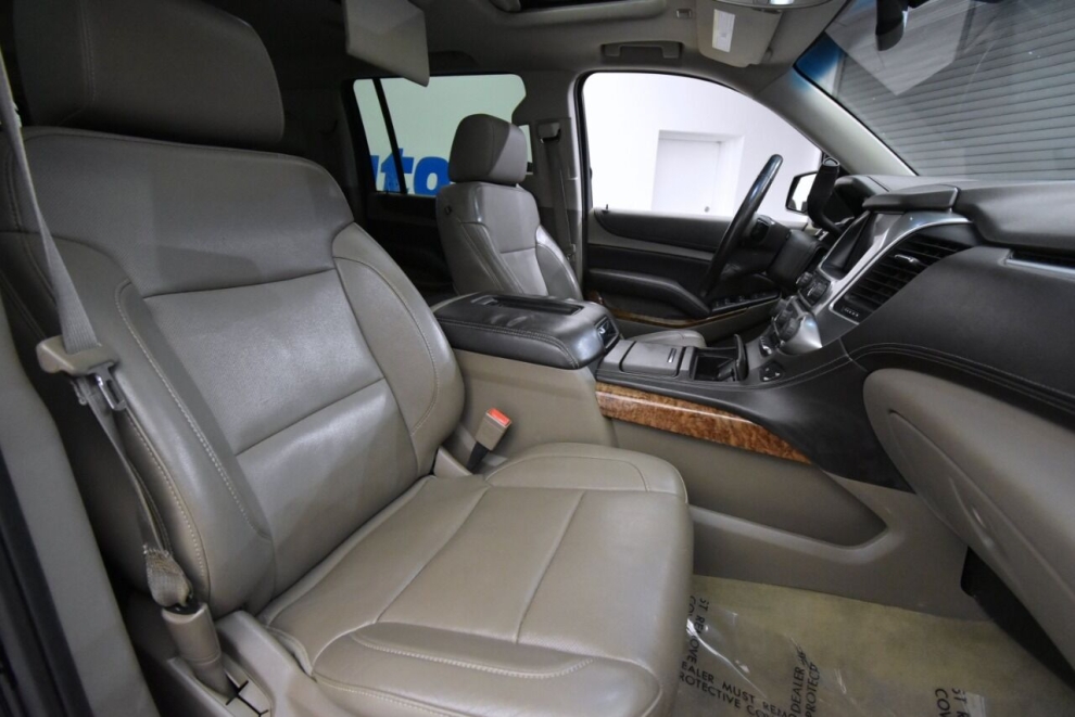 2015 Chevrolet Suburban LTZ 4x4 4dr SUV, Black, Mileage: 97,234 - photo 18