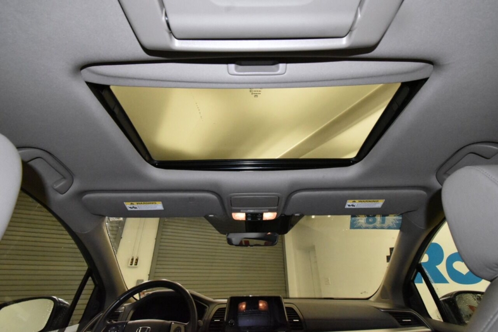 2018 Honda Odyssey EX L w/Navi w/RES 4dr Mini Van and RES, Gray, Mileage: 92,732 - photo 24