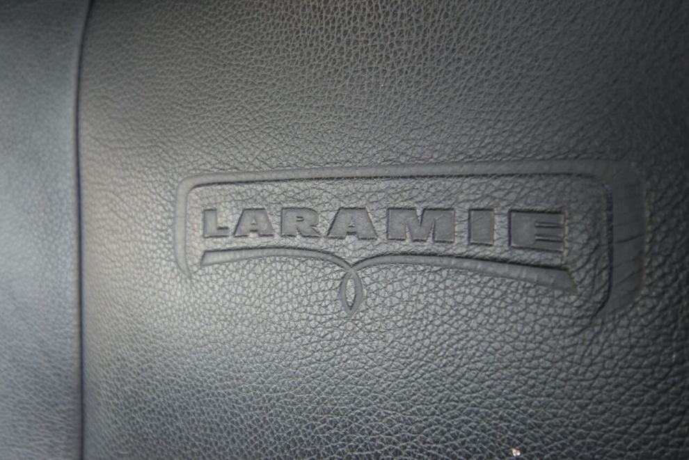 2017 RAM 2500 Laramie 4x4 4dr Crew Cab 6.3 ft. SB Pickup, Black, Mileage: 64,562 - photo 31
