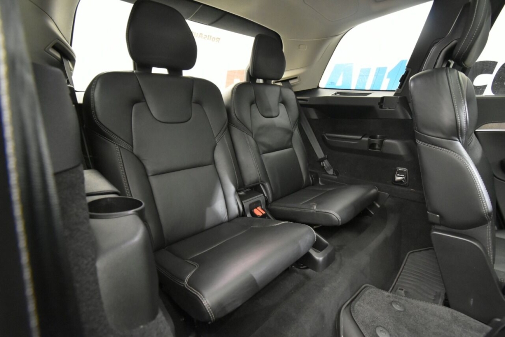 2021 Volvo XC90 T6 Inscription 6 Passenger AWD 4dr SUV, Gray, Mileage: 86,450 - photo 20