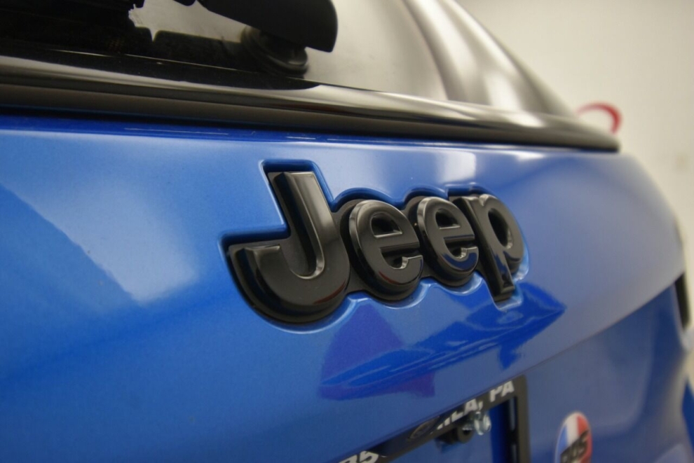 2018 Jeep Compass Altitude 4x4 4dr SUV, Blue, Mileage: 75,401 - photo 37