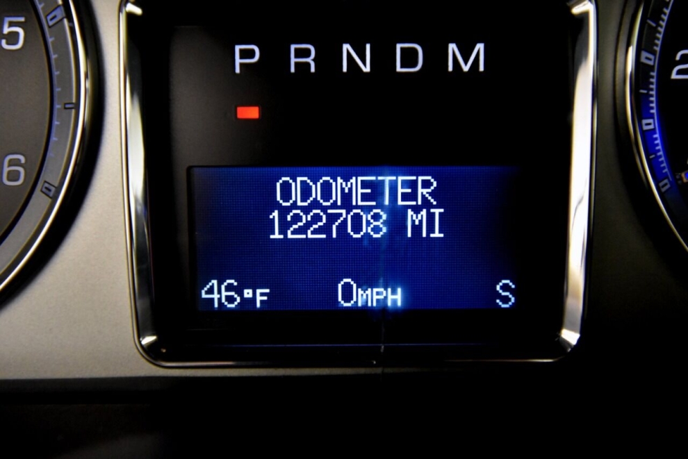 2012 Cadillac Escalade ESV Premium AWD 4dr SUV, Red, Mileage: 122,419 - photo 30