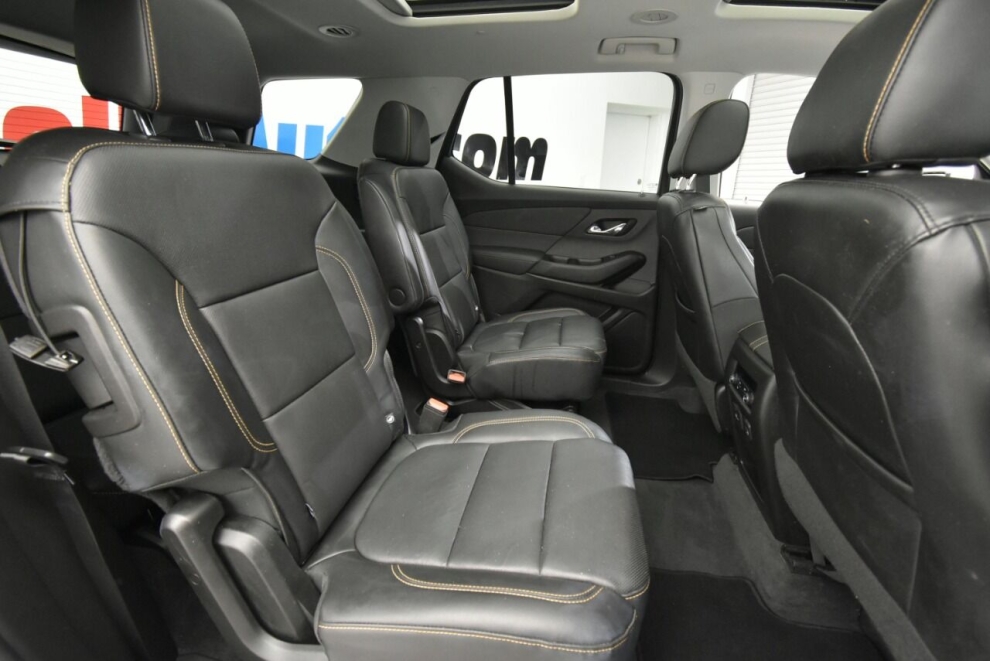 2019 Chevrolet Traverse Premier 4x4 4dr SUV, White, Mileage: 61,645 - photo 19