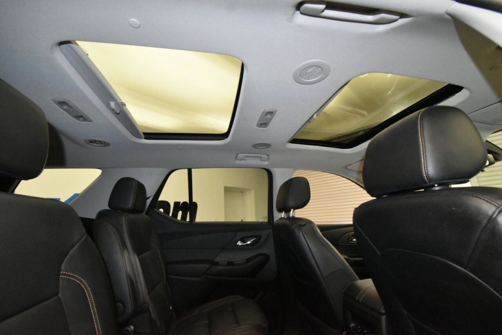 2019 Chevrolet Traverse Premier 4x4 4dr SUV, White, Mileage: 61,645 - photo 22