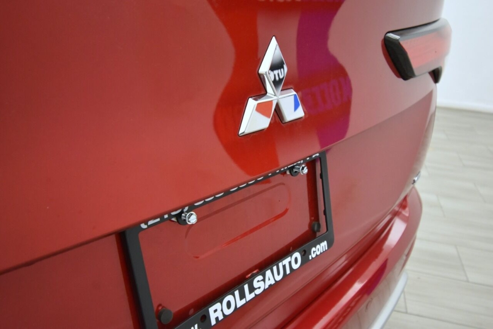 2024 Mitsubishi Outlander SE AWD 4dr SUV, Red, Mileage: 655 - photo 44