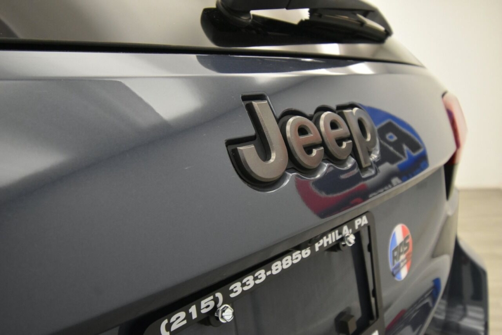 2021 Jeep Grand Cherokee 80th Anniversary Edition 4x4 4dr SUV, Blue, Mileage: 72,239 - photo 43