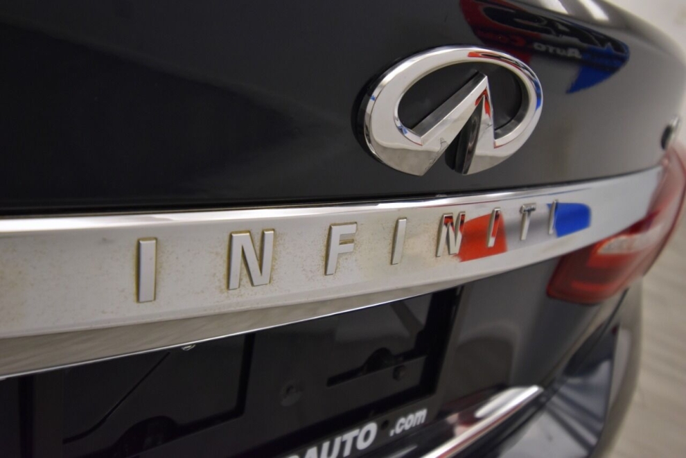 2016 Infiniti Q70L 3.7 AWD 4dr Sedan, Blue, Mileage: 84,978 - photo 46