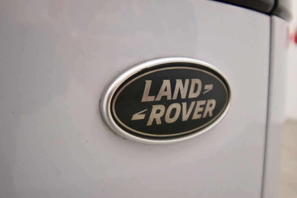 2018 Land Rover Range Rover Velar P250 S AWD 4dr SUV, White, Mileage: 62,946 - photo 44