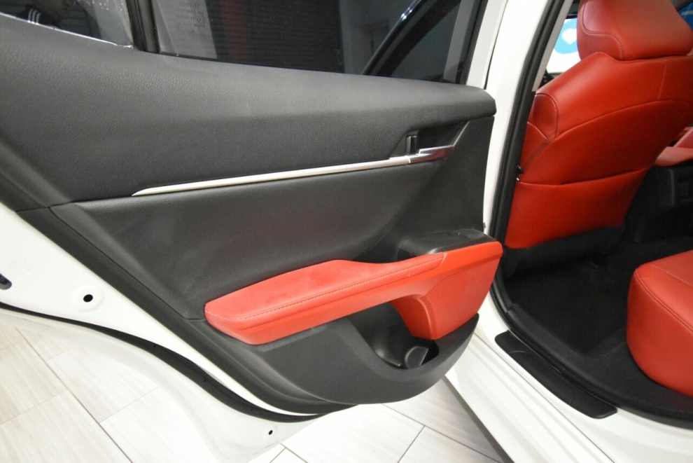 2022 Toyota Camry XSE AWD 4dr Sedan, White, Mileage: 36,711 - photo 14