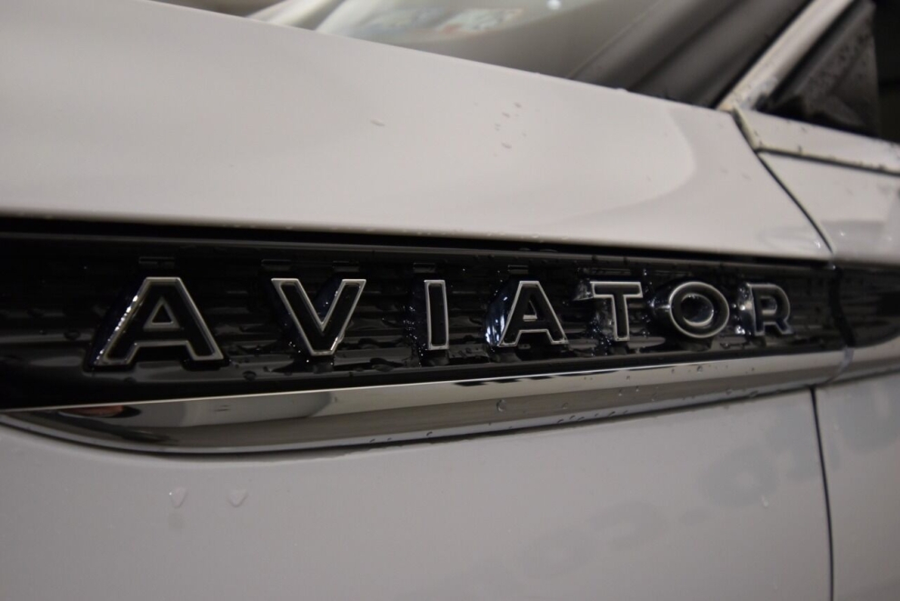 2020 Lincoln Aviator Black Label AWD 4dr SUV, White, Mileage: 80,863 - photo 50