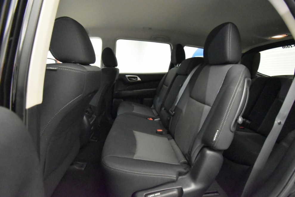 2020 Nissan Pathfinder S 4x4 4dr SUV, Black, Mileage: 22,437 - photo 13