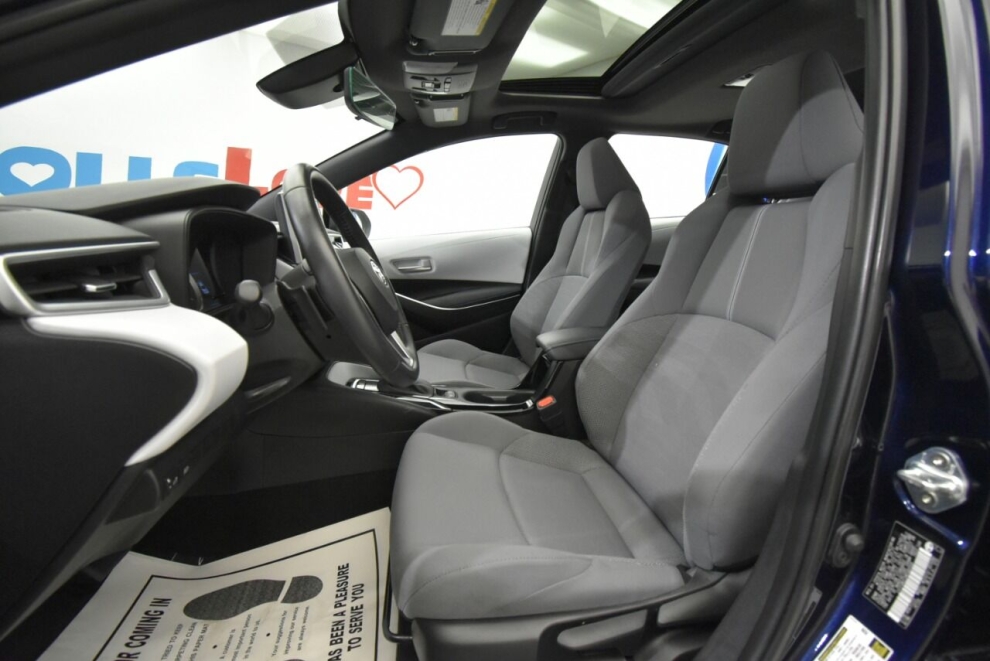 2021 Toyota Corolla SE 4dr Sedan CVT, Blue, Mileage: 36,689 - photo 11