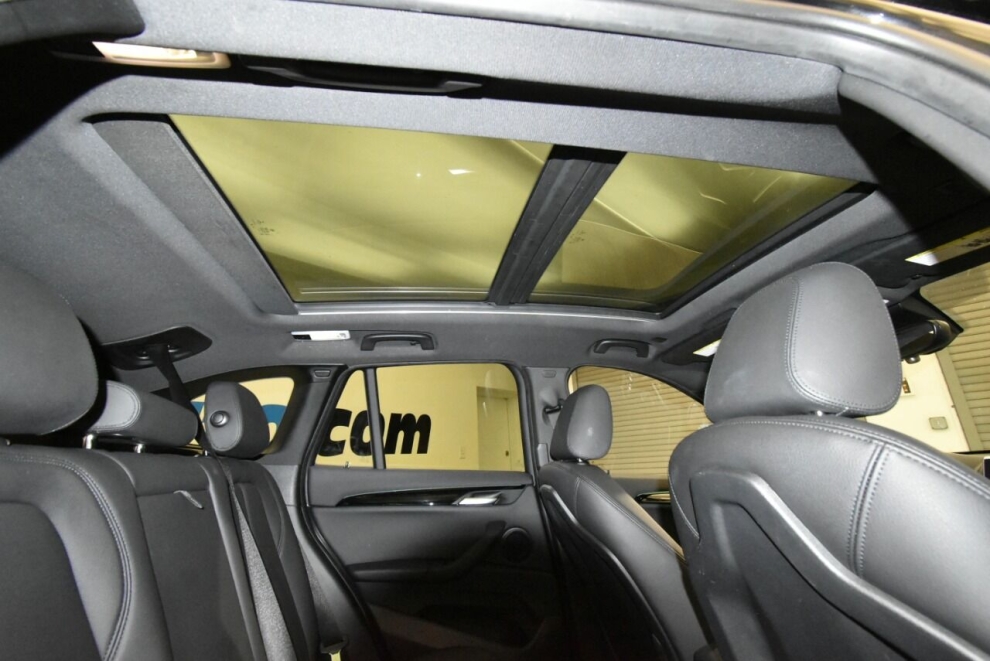 2022 BMW X1 xDrive28i AWD 4dr Sports Activity Vehicle, Black, Mileage: 40,065 - photo 20