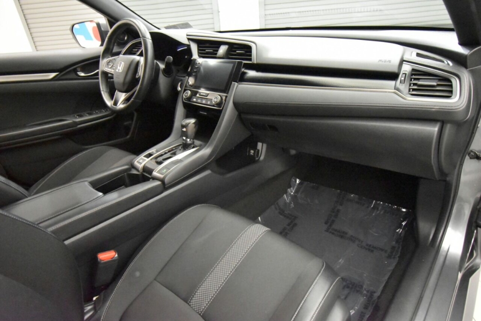2020 Honda Civic Sport 4dr Hatchback CVT, Gray, Mileage: 40,423 - photo 15