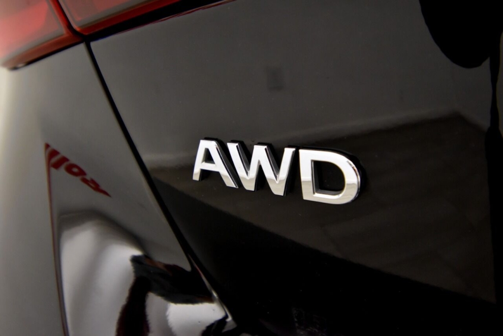 2022 Infiniti Q50 Luxe AWD 4dr Sedan, Black, Mileage: 60,470 - photo 40