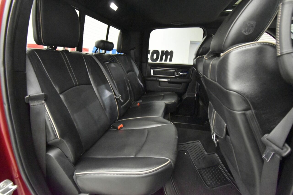 2017 RAM 1500 Laramie Limited 4x4 4dr Crew Cab 5.5 ft. SB Pickup, Red, Mileage: 91,446 - photo 19