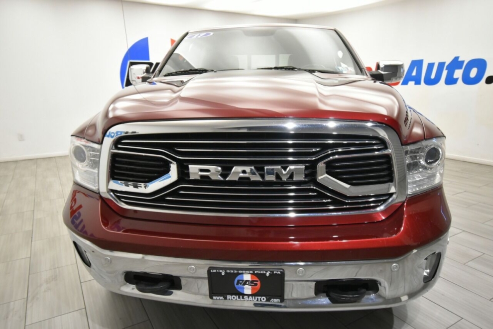 2017 RAM 1500 Laramie Limited 4x4 4dr Crew Cab 5.5 ft. SB Pickup, Red, Mileage: 91,446 - photo 7