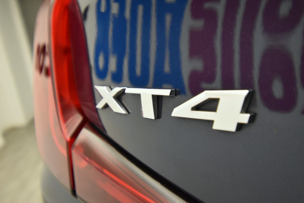 2019 Cadillac XT4 Premium Luxury 4dr Crossover, Blue, Mileage: 49,825 - photo 43