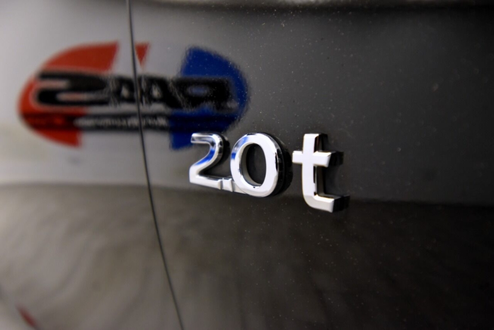 2018 Infiniti Q60 2.0T Luxe 2dr Coupe, Black, Mileage: 60,610 - photo 40