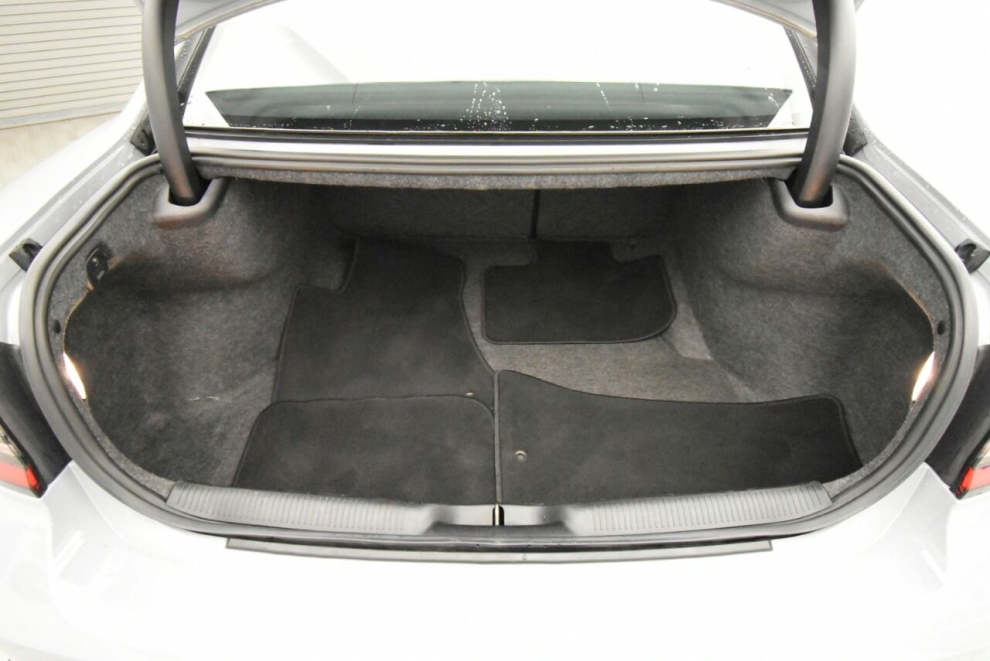 2022 Dodge Charger GT 4dr Sedan, Gray, Mileage: 43,025 - photo 37