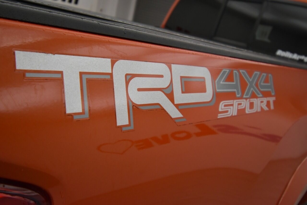 2016 Toyota Tacoma TRD Sport 4x4 4dr Double Cab 6.1 ft LB, Orange, Mileage: 79,675 - photo 34