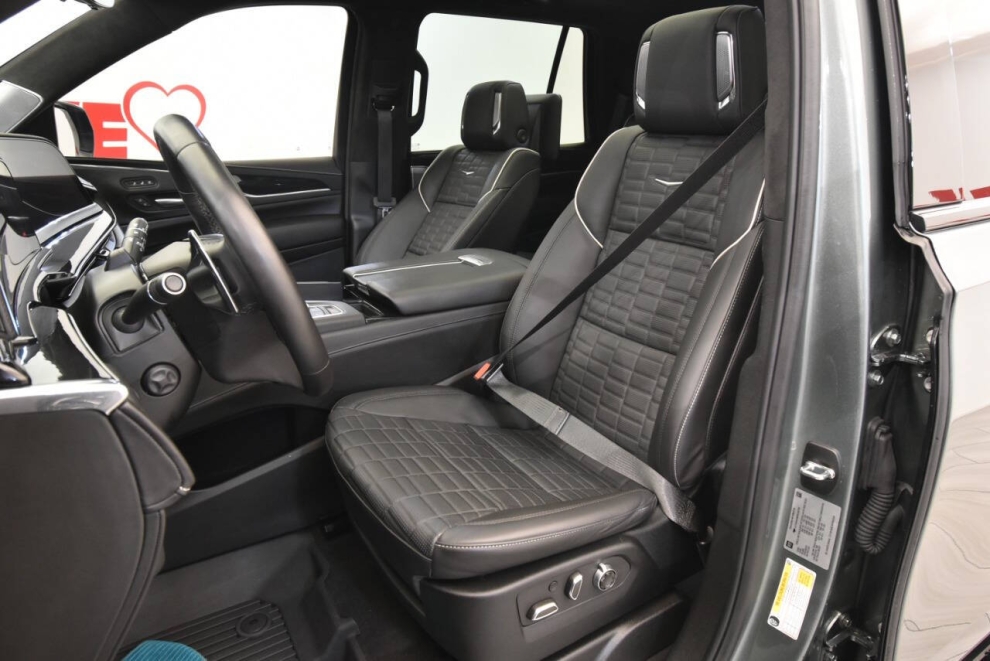 2024 Cadillac Escalade-V 20th Anniversary, Dark Emerald, Mileage: 10,125 - photo 12