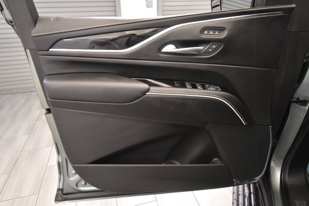 2024 Cadillac Escalade-V 20th Anniversary, Dark Emerald, Mileage: 10,125 - photo 13