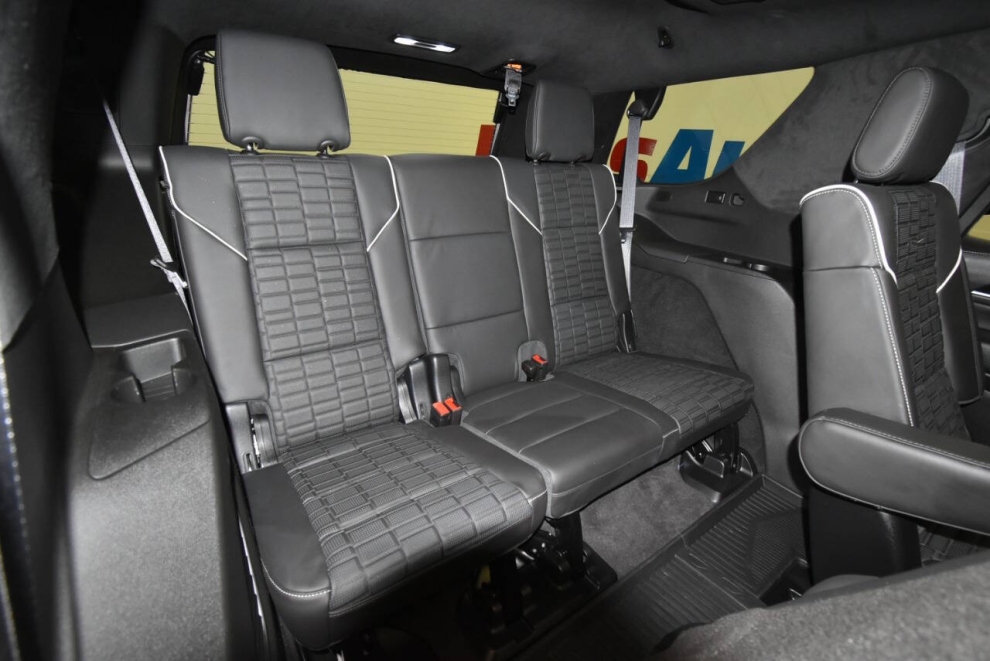 2024 Cadillac Escalade-V 20th Anniversary, Dark Emerald, Mileage: 10,125 - photo 20