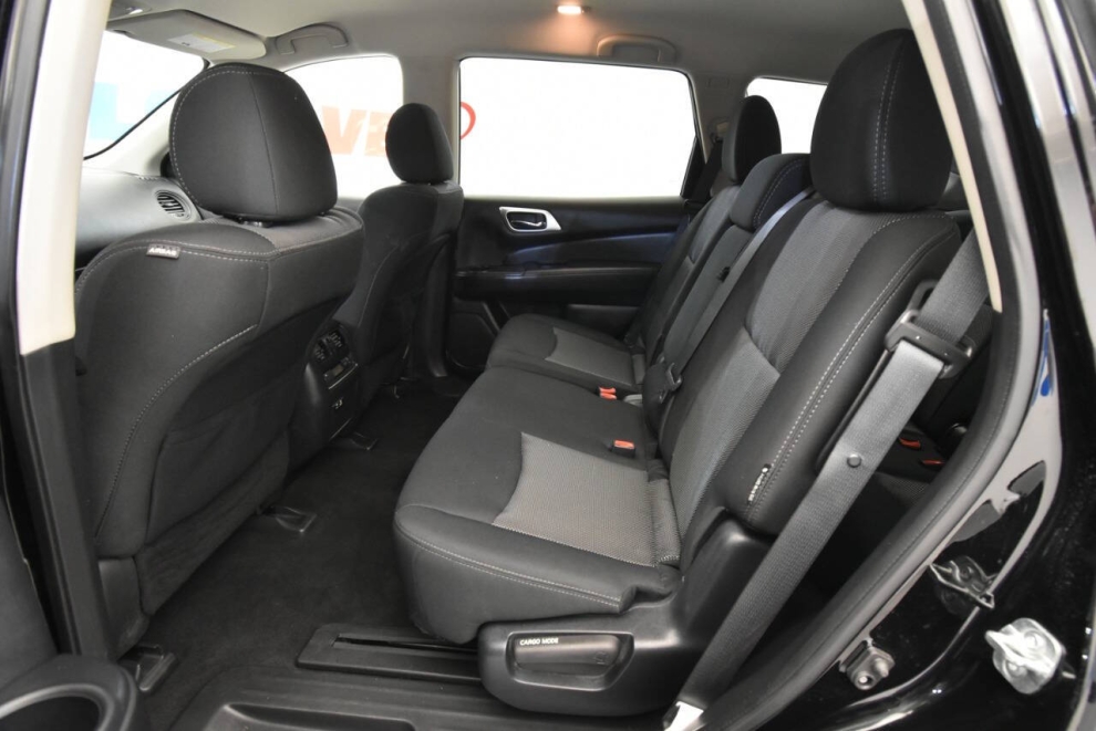 2020 Nissan Pathfinder S 4x4 4dr SUV, Black, Mileage: 24,831 - photo 12