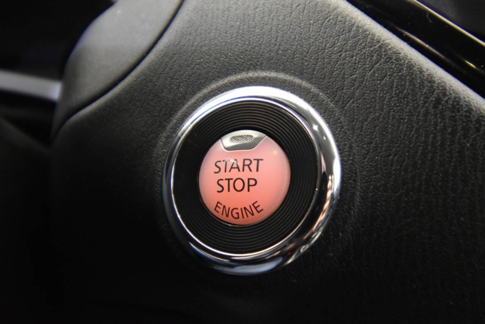 2020 Nissan Pathfinder S 4x4 4dr SUV, Black, Mileage: 24,831 - photo 20