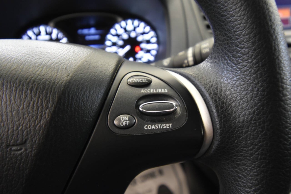 2020 Nissan Pathfinder S 4x4 4dr SUV, Black, Mileage: 24,831 - photo 28