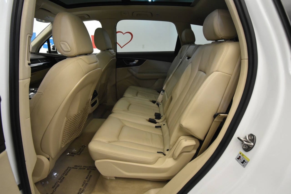 2017 Audi Q7 3.0T quattro Premium Plus AWD 4dr SUV, White, Mileage: 77,744 - photo 11