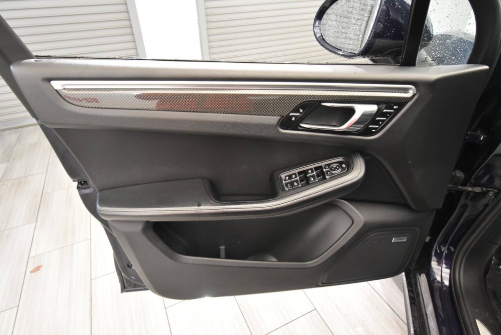 2017 Porsche Macan GTS AWD 4dr SUV, Blue, Mileage: 85,255 - photo 10